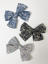 Load image into Gallery viewer, Set of 3 Medium Hair Clip