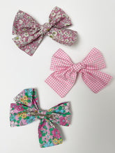 Load image into Gallery viewer, Set of 3 Medium Hair Clip