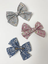 Load image into Gallery viewer, Set of 3 Medium Hair Clip