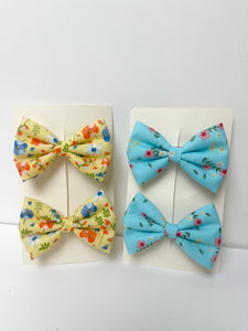 2 Pairs of Mini Bow hair clips