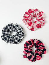 Load image into Gallery viewer, 3 x Hair Scrunchies
