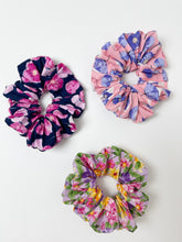 Load image into Gallery viewer, 3 x Hair Scrunchies
