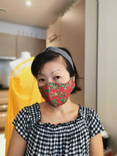 Load image into Gallery viewer, Face Masks - Christmas
