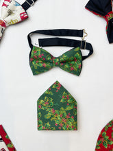 Load image into Gallery viewer, Christmas bowtie &amp; pocket square
